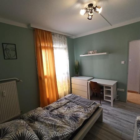 Aron Apartman 페치 외부 사진