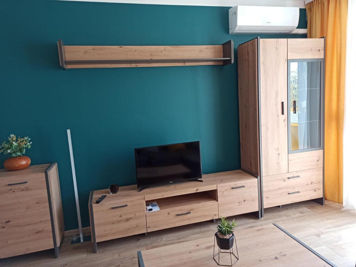 Aron Apartman 페치 외부 사진