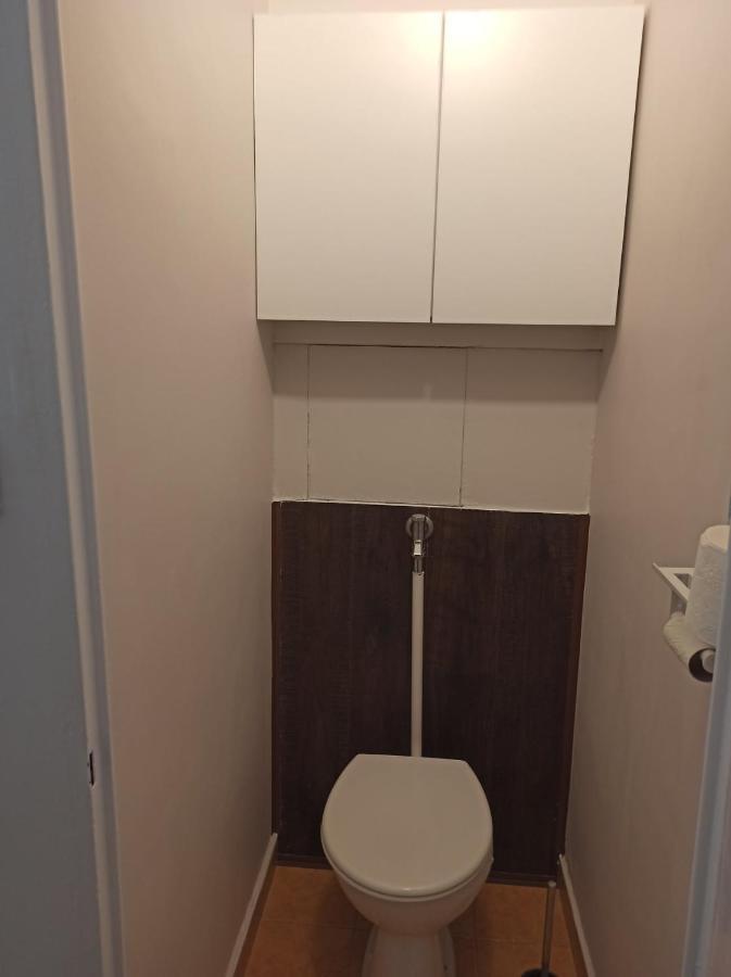 Aron Apartman 페치 외부 사진